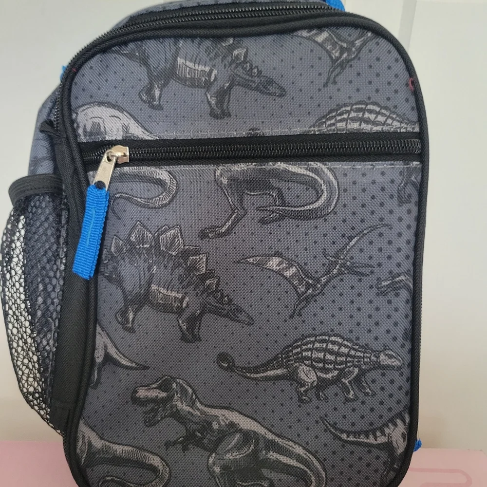 NWT CRCKT 2 piece backpacket and lunch kit set - Picture 3 of 4